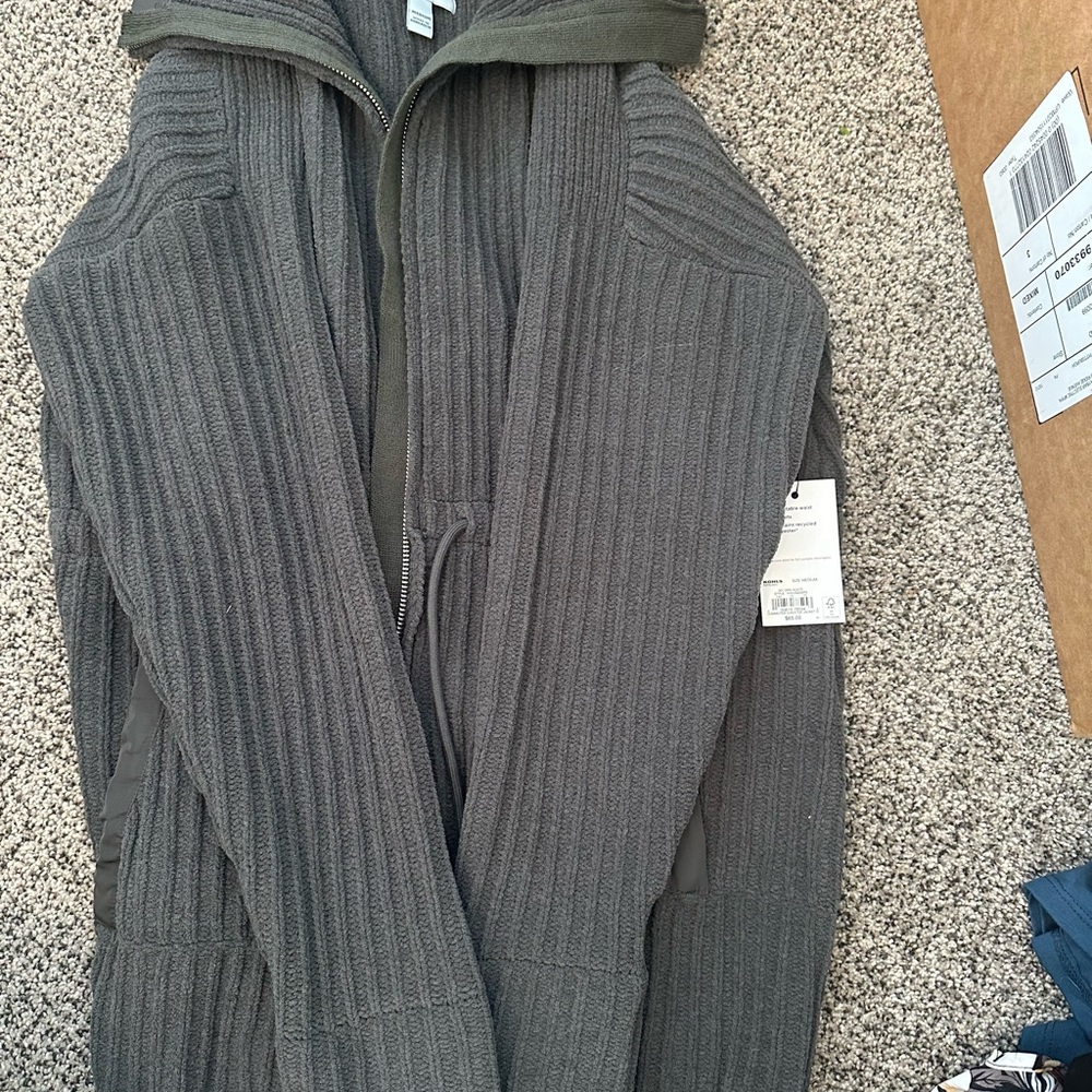Men's Gray Hooded Sweater